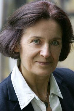 Dr. Barbara Knab